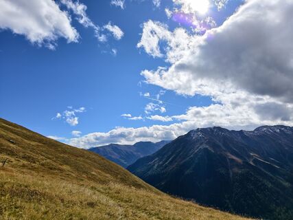 Fotografija s spletne strani Andrea Treichl na poti