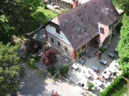Der Harzberg und die Vöslauer Hütte