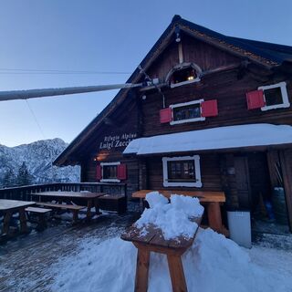 Fotografija s spletne strani veronic26 na poti