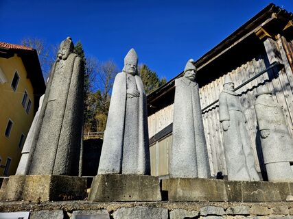 Fotografija s spletne strani ElkeA na poti