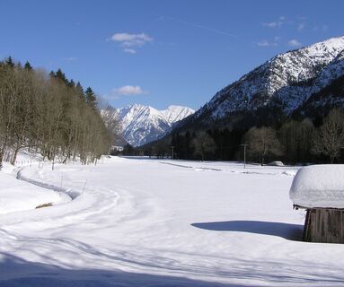 Winterwanderung Sonnenweg - Im Graswangtal
