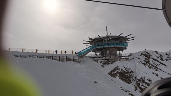 Foto von Giri DD entlang der Tour