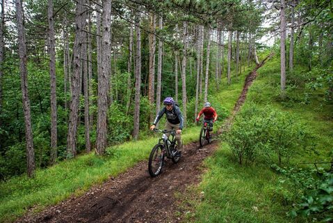 Anninger, Kiental Trail