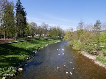Blaues Eisen Ein Blick auf die Vöckla