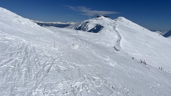 Foto von András Puskás entlang der Tour