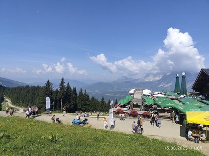 Foto da Barbara Galle lungo il tour
