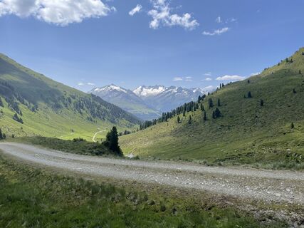 Fotografija s spletne strani Ralf Umminger na poti