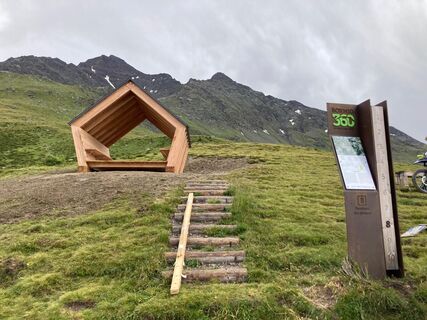 Wartehäuschen „Pian delle Marmotte“