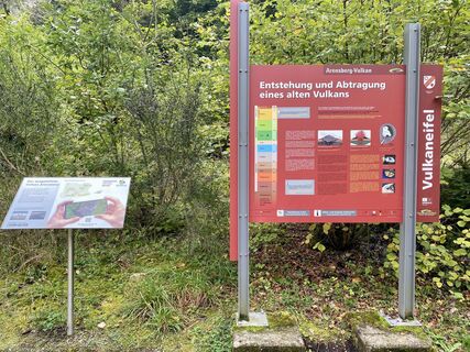 Informationstafeln Arensberg