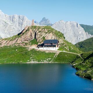 Der Wolayersee, Naturjuwel in den Karnischen Alpen