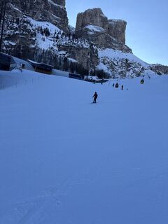 Fotografija s spletne strani Nikolaos Dakos na poti