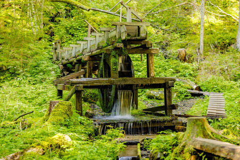 Wasserspiele am Naturlehrpfad Granitzenbach