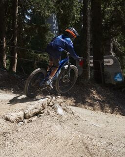 Mountainbiker in der Skill Area