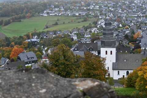 Eversberg - Ausblick von der Burg im Herbst