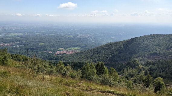 Panorama auf Vallo und die Ebene von Turin