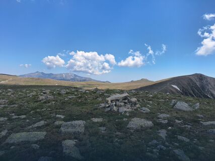 Foto von Magma entlang der Tour