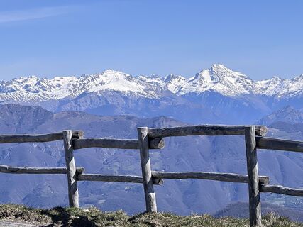 Zdjęcie z Linda Streparola wzdłuż trasy