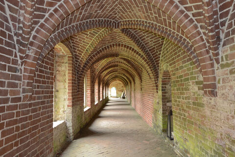 Säulengang im Stift Börstel 