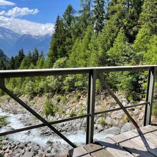 Brücke auf dem Weg Blatten - Egga