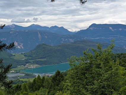 Zdjęcie z Marcel Zielinski wzdłuż trasy
