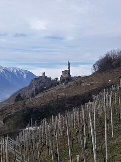 Winterblick auf Schloss Grumello