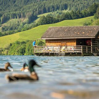 Bootshäuser am Schliersee