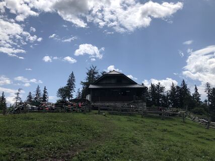 Fotó a Matej Ravnikar honlapról a túra során