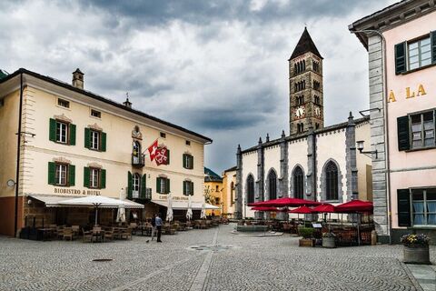 Piazza Poschiavo