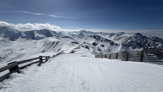 Fotografia z Leo Gerspacher na trase