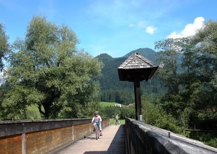 Lauferbauerbrücke in Weng