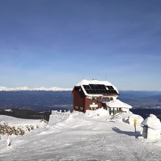 Zirbitzkogel-Schutzhaus (offiziell Helmut-Erd-Schutzhaus)