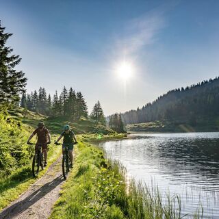 An heissen Tagen sogt der Bergsee für die nötige Abkühlung.