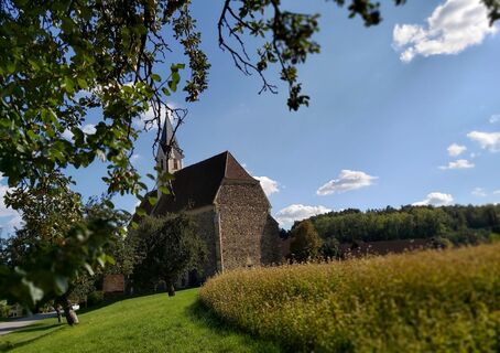 Kirche St. Stefan bei Hofkirchen, Apfelland in der Oststeiermark