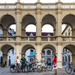 Radstadtführung im Landhaushof in Graz