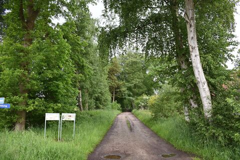 Informationsschild in Hüll