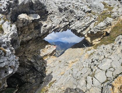 Fotografija s spletne strani hannes.d na poti