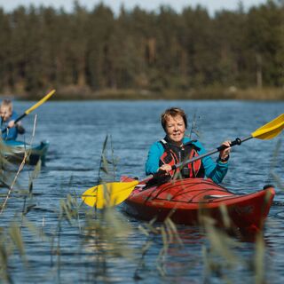 Paddler auf dem Salajärvi