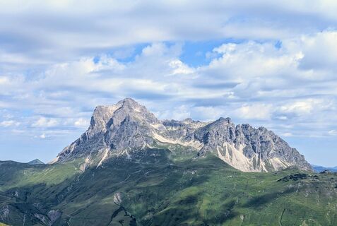 Fotografija s spletne strani Sabrina Hackel na poti