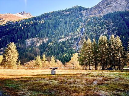 Talwanderweg mit Blick zum Stuibenwasserfall