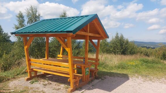 Sitzgruppe am Aussichtspunkt Einfürst