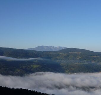Blick vom Lorenzenberg zu den Karawanken