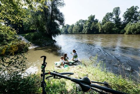 Kurze Pause an der Mur