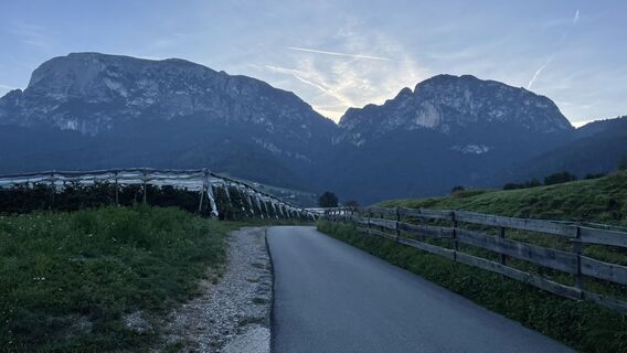 Fotografija s spletne strani Simon Zelder na poti
