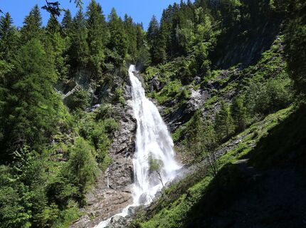 Kreealm Wasserfall im Talschluss