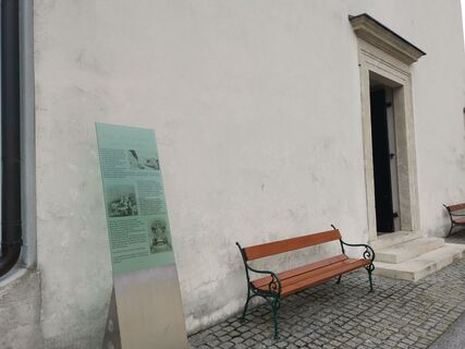 Eingang zur Florianikirche