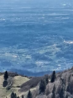 Fotografija s spletne strani JoesBurg na poti