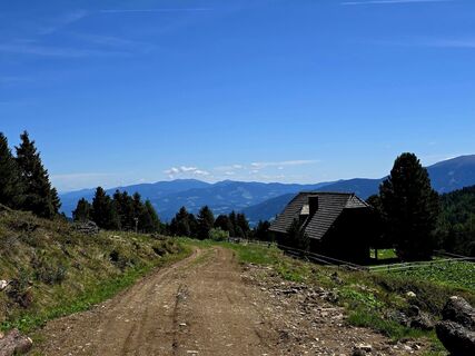 4.6.26: Sabathyhütte zum Lindersee