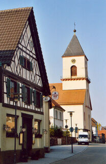 Die Kirche Renchens, erbaut 1817 nach Entwurf Friedrich Weinbrenners