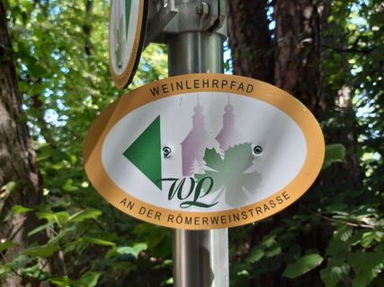 Weinlehrpfad- Wegweiser, Oststeiermark