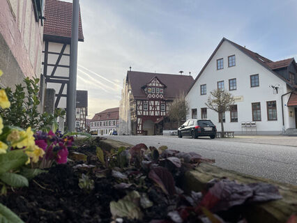 Am Manger - Gasthaus zur Henne - Behrungen